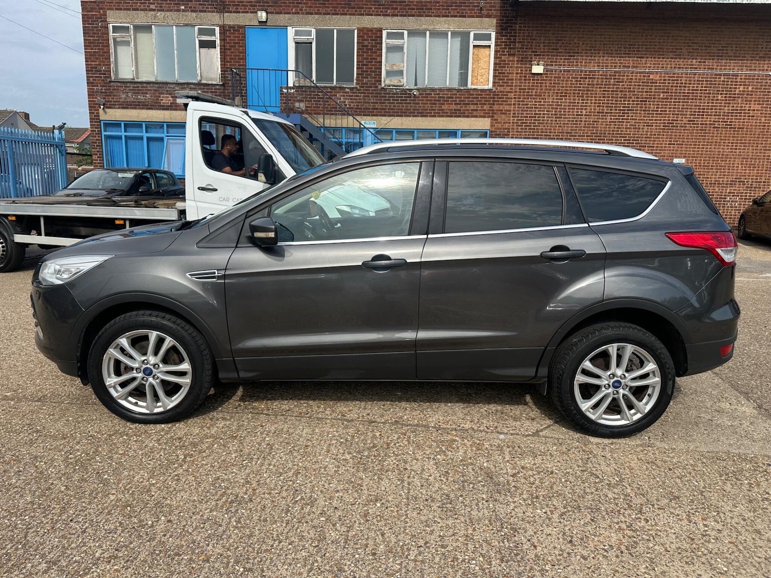 Used Ford Kuga 2016 for sale - 77191077: Photo 6
