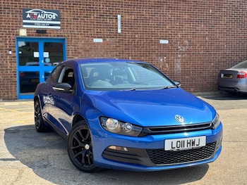 2011 (11) - 2.0 TDI BlueMotion Tech Euro 5 (s/s) 3dr