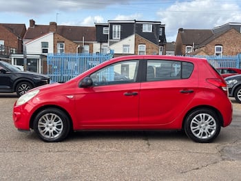 Used Hyundai i20 2011 for sale - 79725834: Photo