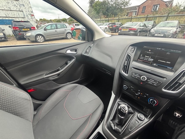 Used Ford Focus for sale - 76226724: Photo 13