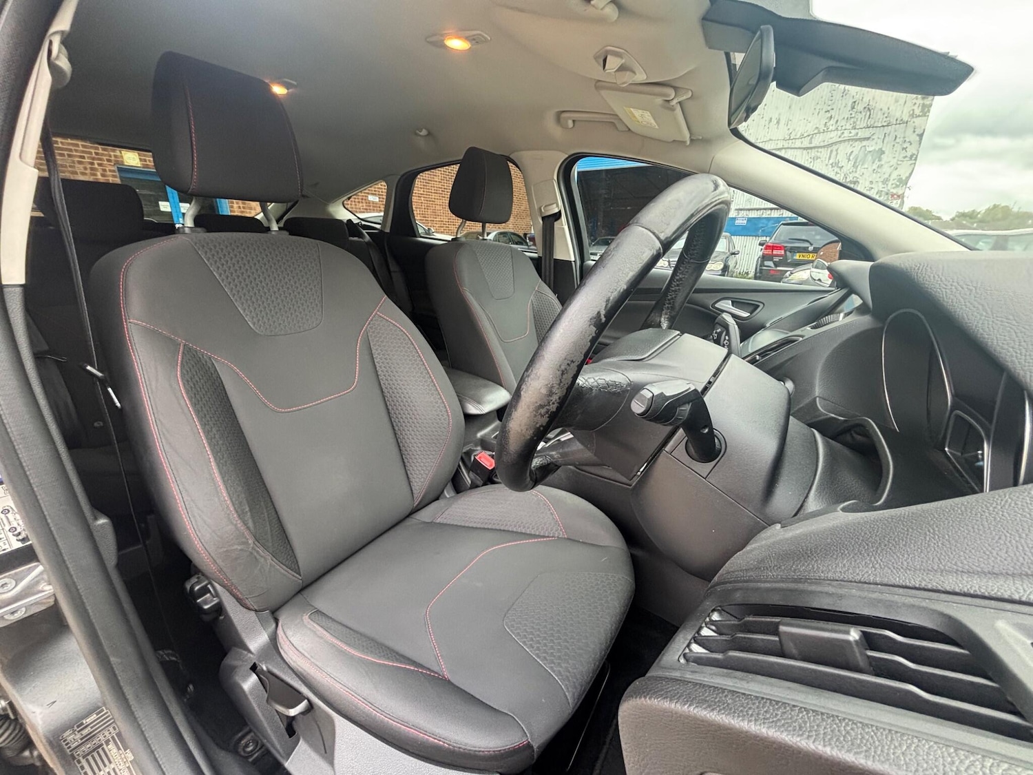 Used Ford Focus 2015 for sale - 76226724: Photo 14