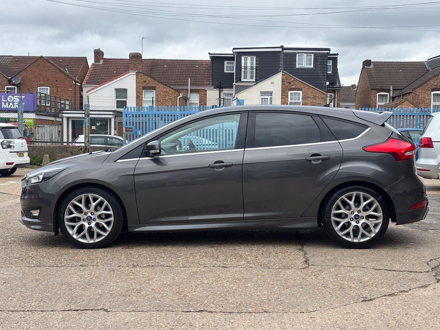 Used Ford Focus 2015 for sale - 76226724: Photo 3