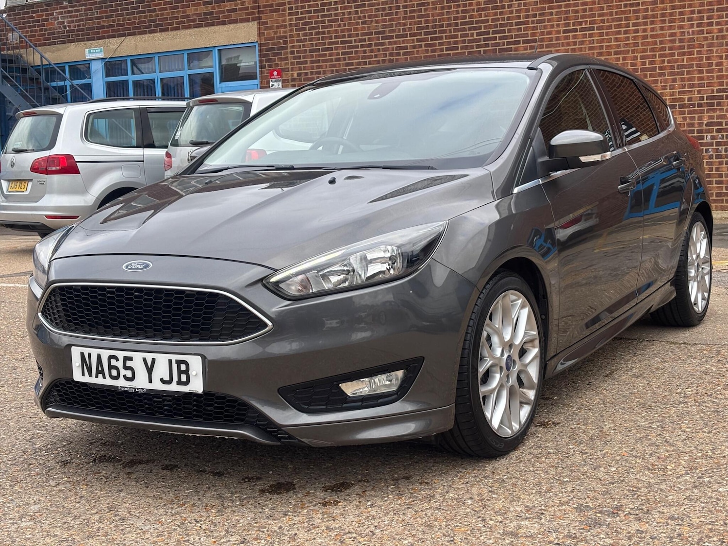 Used Ford Focus 2015 for sale - 76226724: Photo 4
