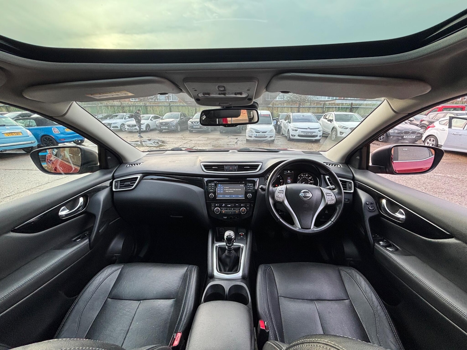 Used Nissan Qashqai 2015 for sale - 77029474: Photo 10