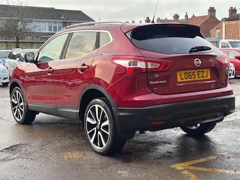 Used Nissan Qashqai 2015 for sale - 77029474: Photo