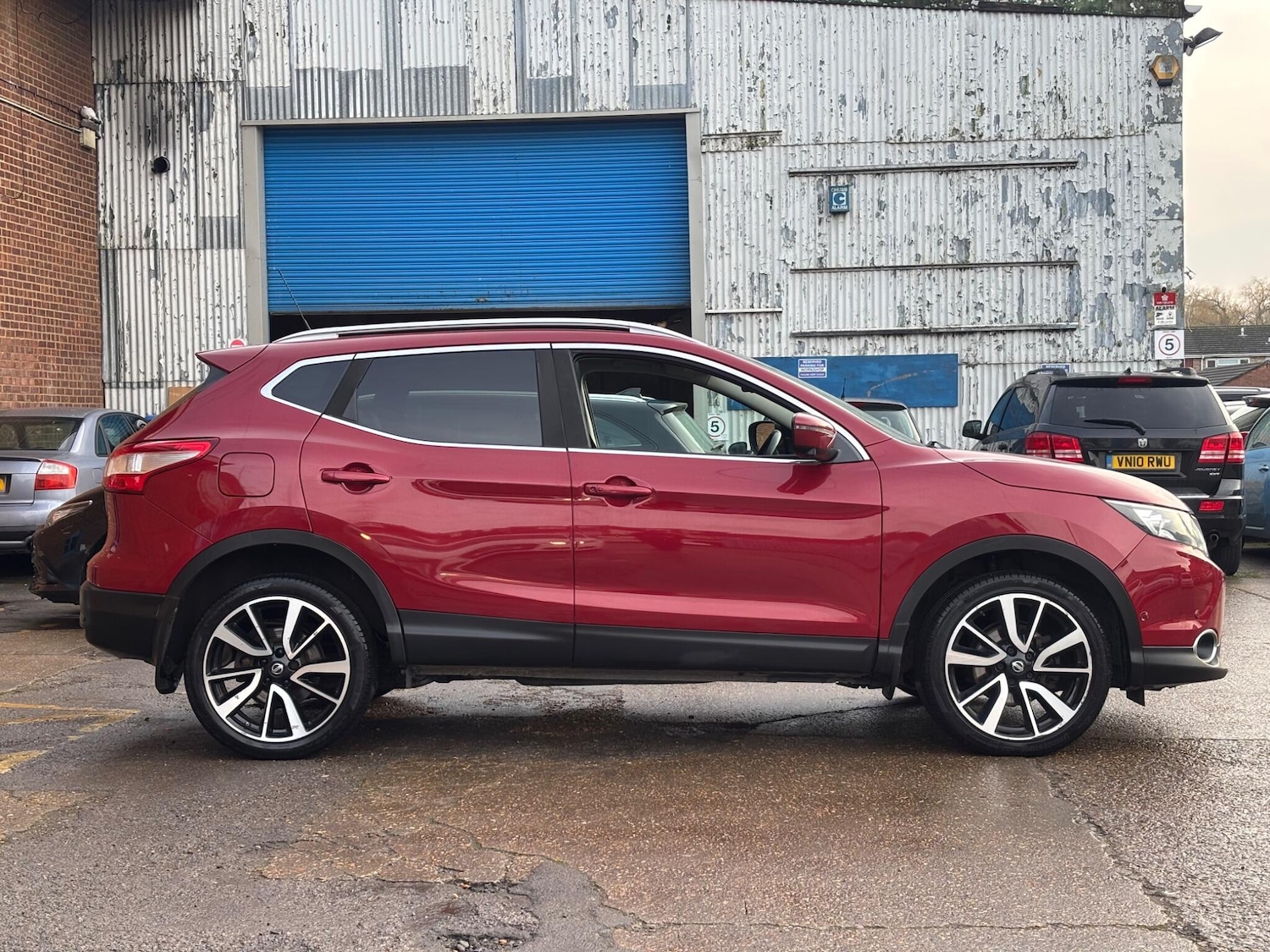 Used Nissan Qashqai 2015 for sale - 77029474: Photo 8