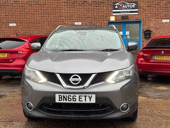 Used Nissan Qashqai 2016 for sale - 76823702: Photo