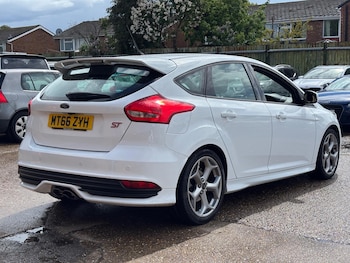 Used Ford Focus 2016 for sale - 78573935: Photo