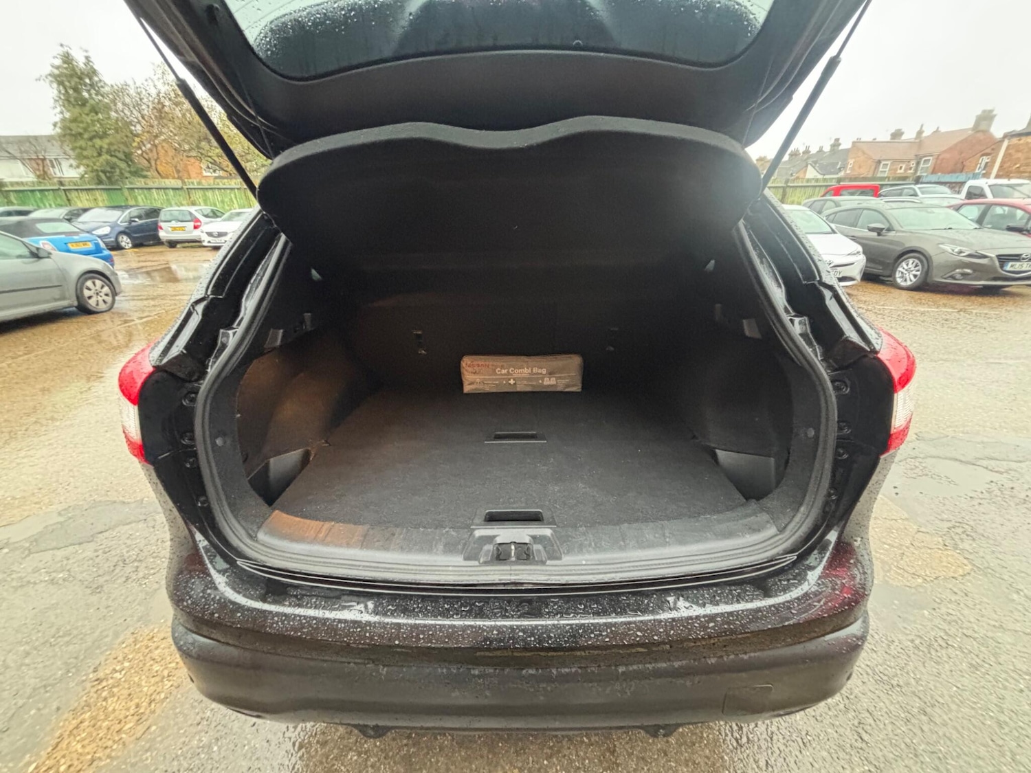 Used Nissan Qashqai 2015 for sale - 76801457: Photo 17