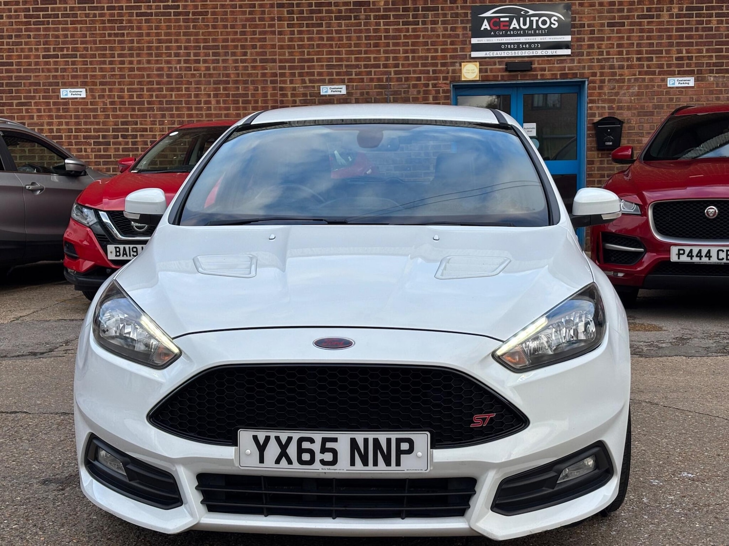 Used Ford Focus 2015 for sale - 76440763: Photo 2