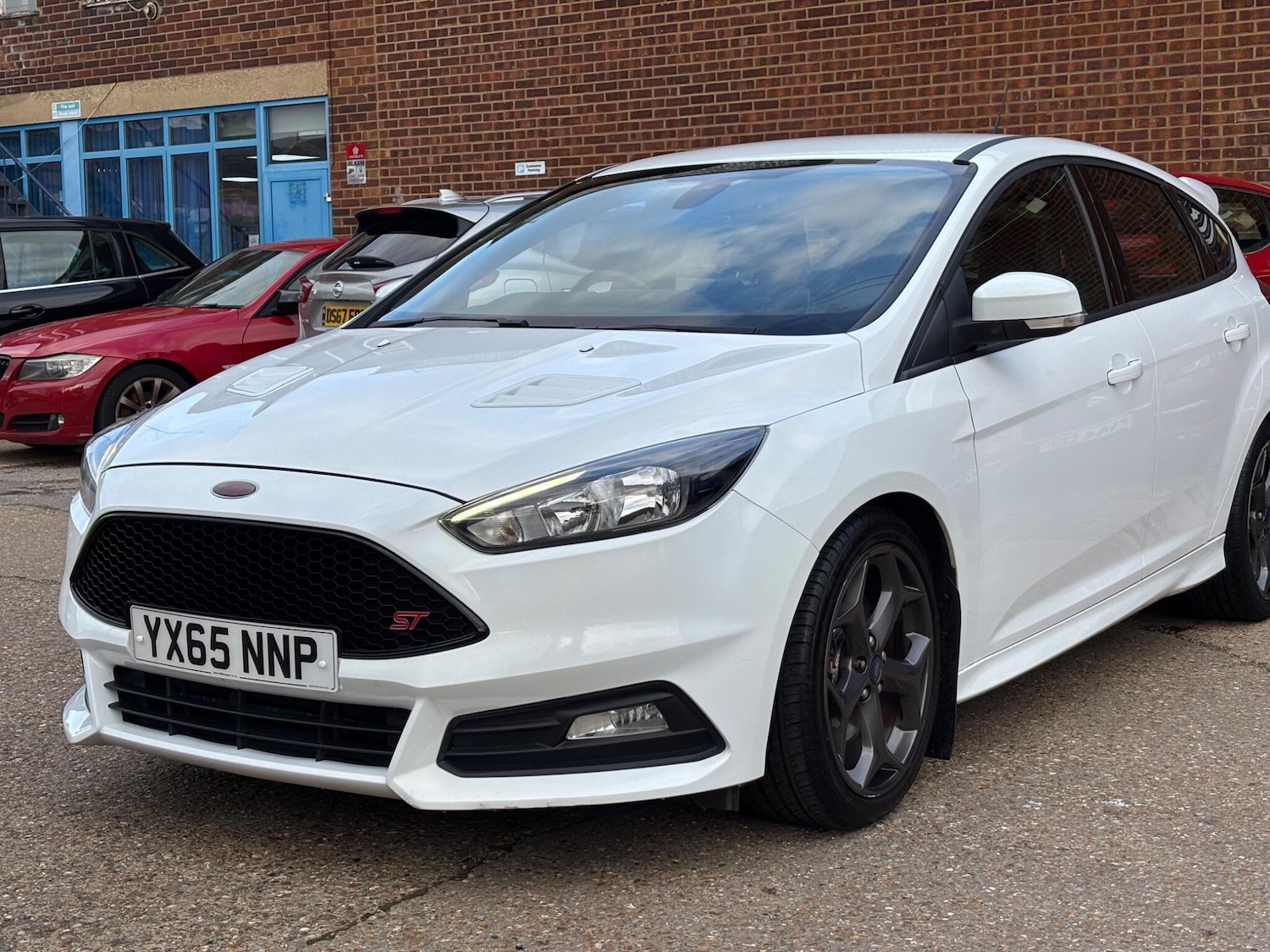 Used Ford Focus 2015 for sale - 76440763: Photo 3