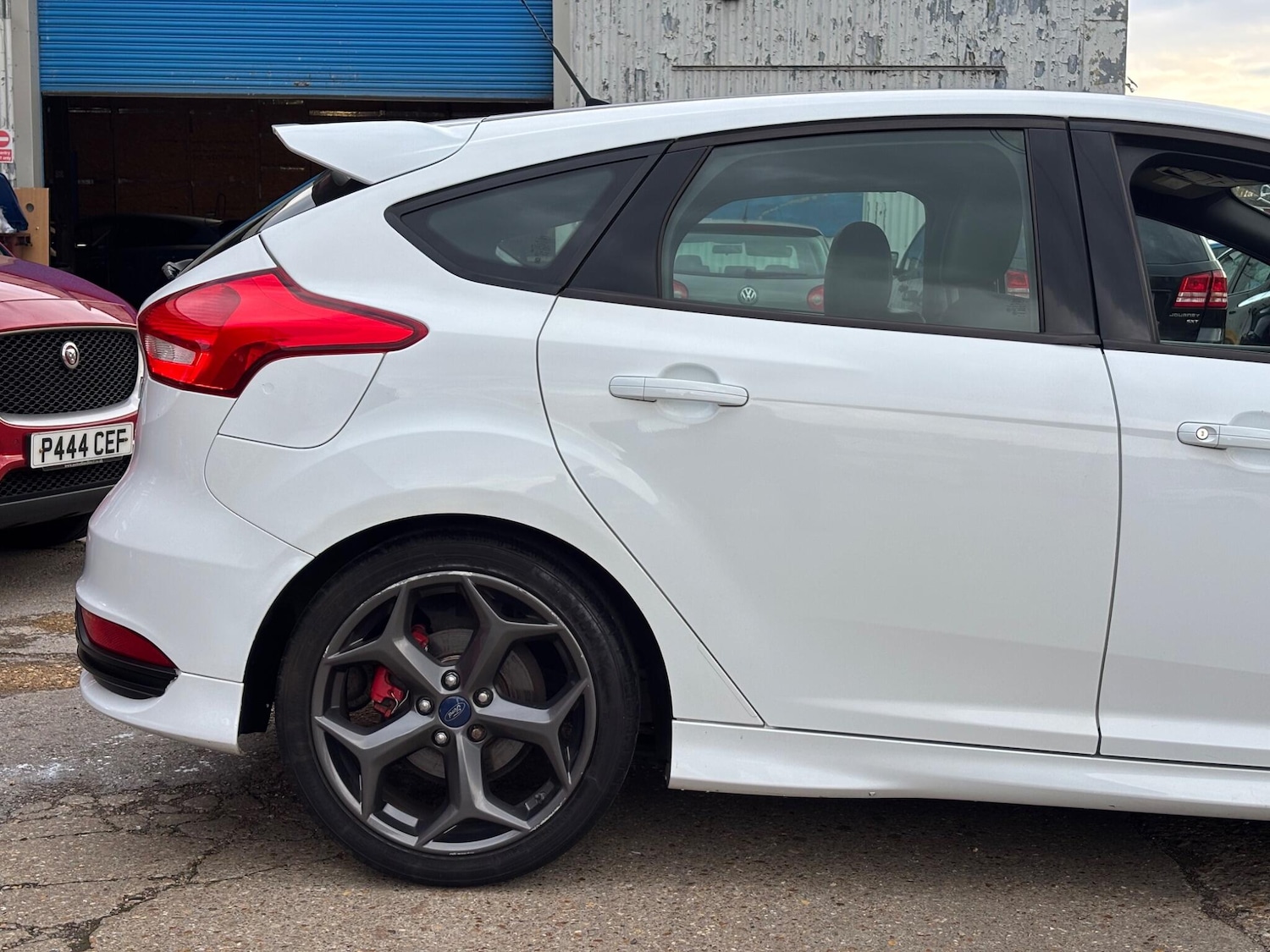 Used Ford Focus 2015 for sale - 76440763: Photo 5