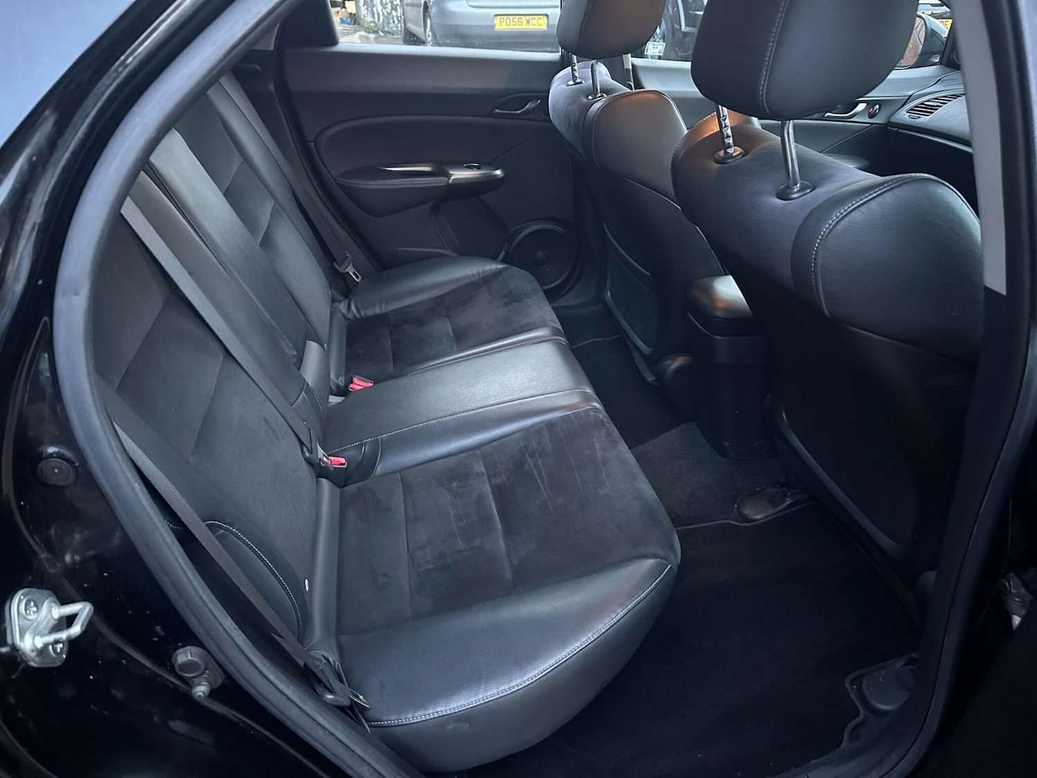 Used Honda Civic 2011 for sale - 76562208: Photo 21