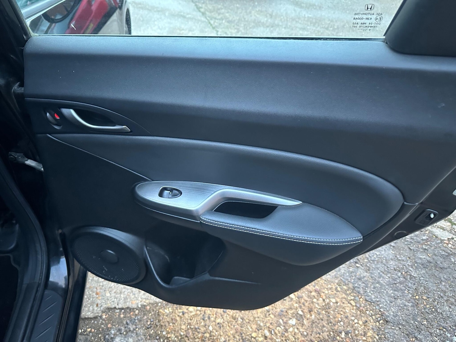 Used Honda Civic 2011 for sale - 76562208: Photo 26