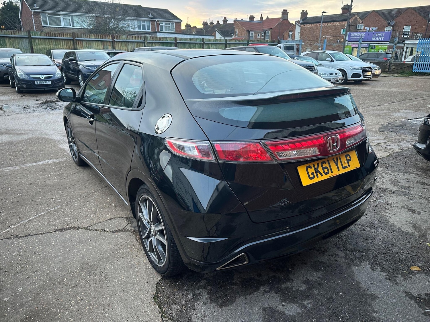 Used Honda Civic 2011 for sale - 76562208: Photo 7