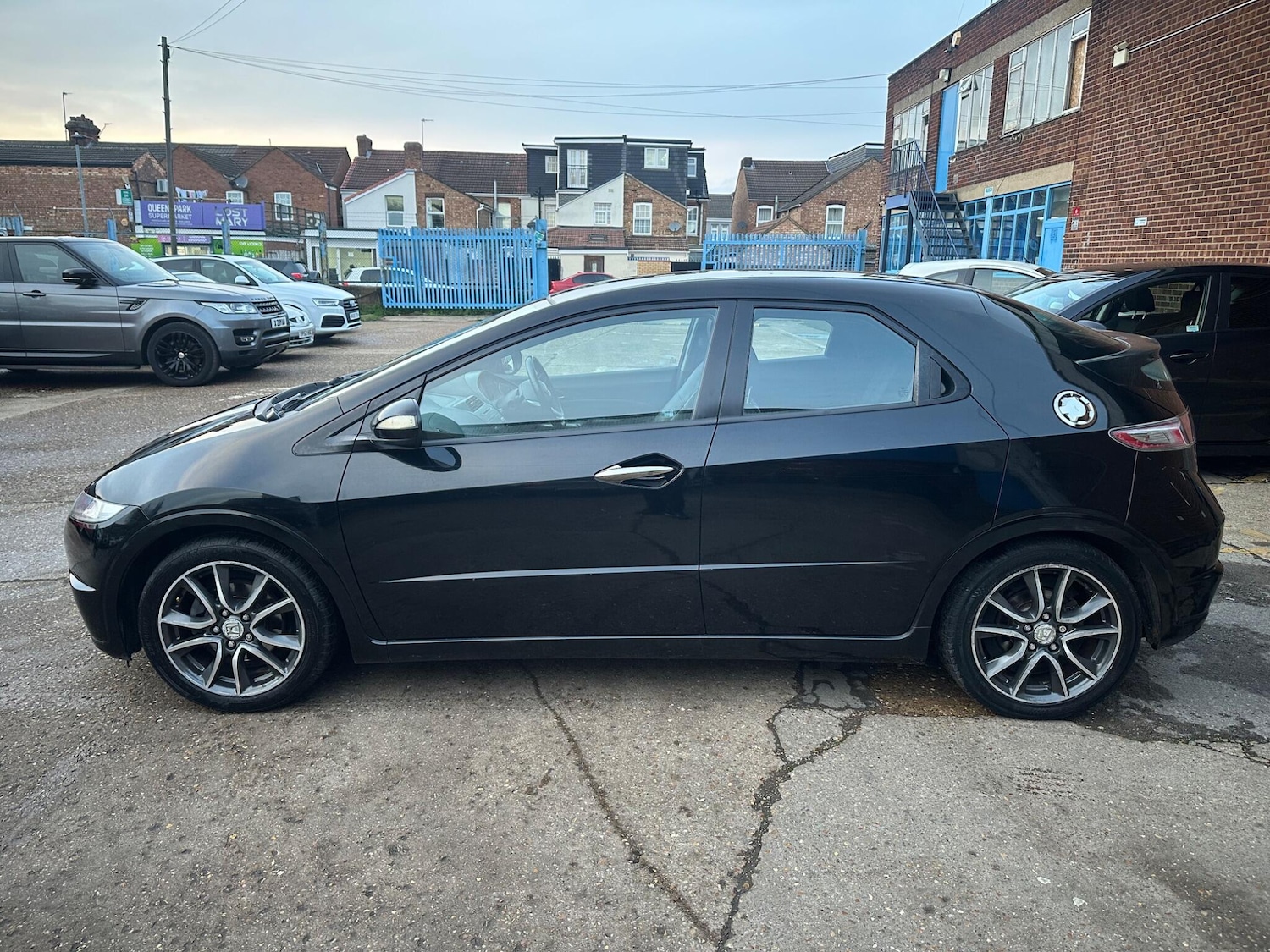 Used Honda Civic 2011 for sale - 76562208: Photo 8