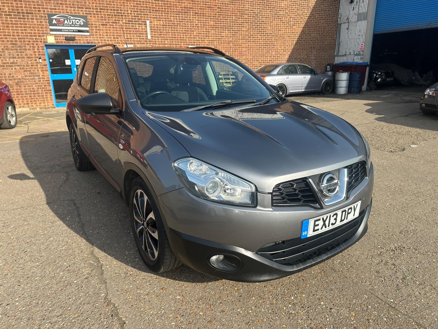 Used Nissan Qashqai 2013 for sale - 77769571: Photo 2