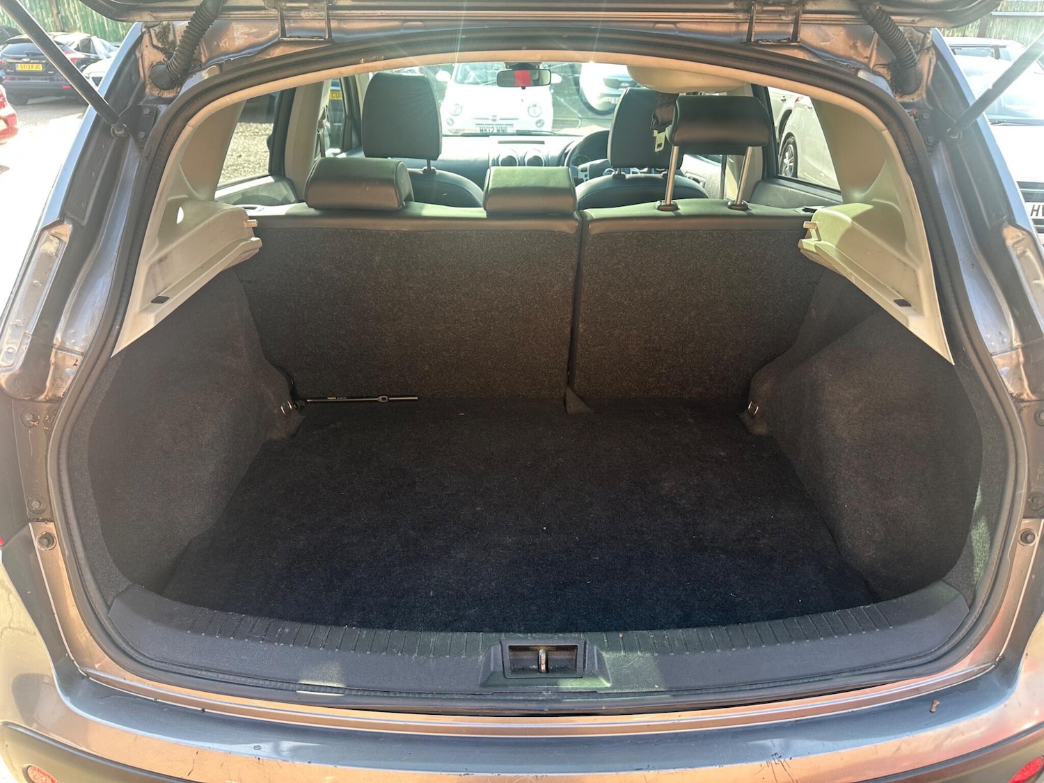 Used Nissan Qashqai 2013 for sale - 77769571: Photo 28