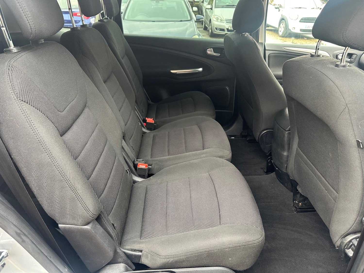 Used Ford S-Max 2013 for sale - 77396475: Photo 17