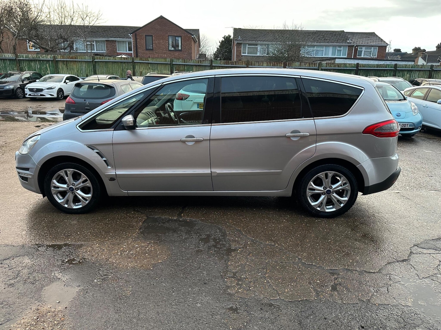 Used Ford S-Max 2013 for sale - 77396475: Photo 7