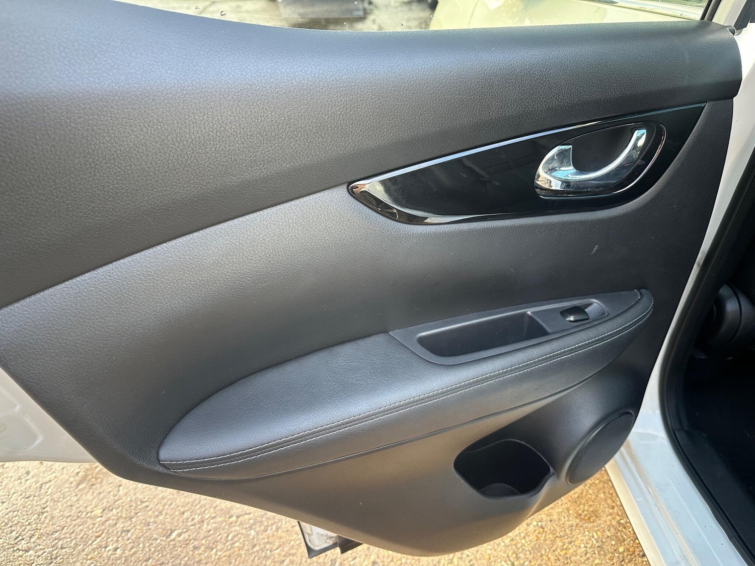 Used Nissan Qashqai 2017 for sale - 77637910: Photo 25