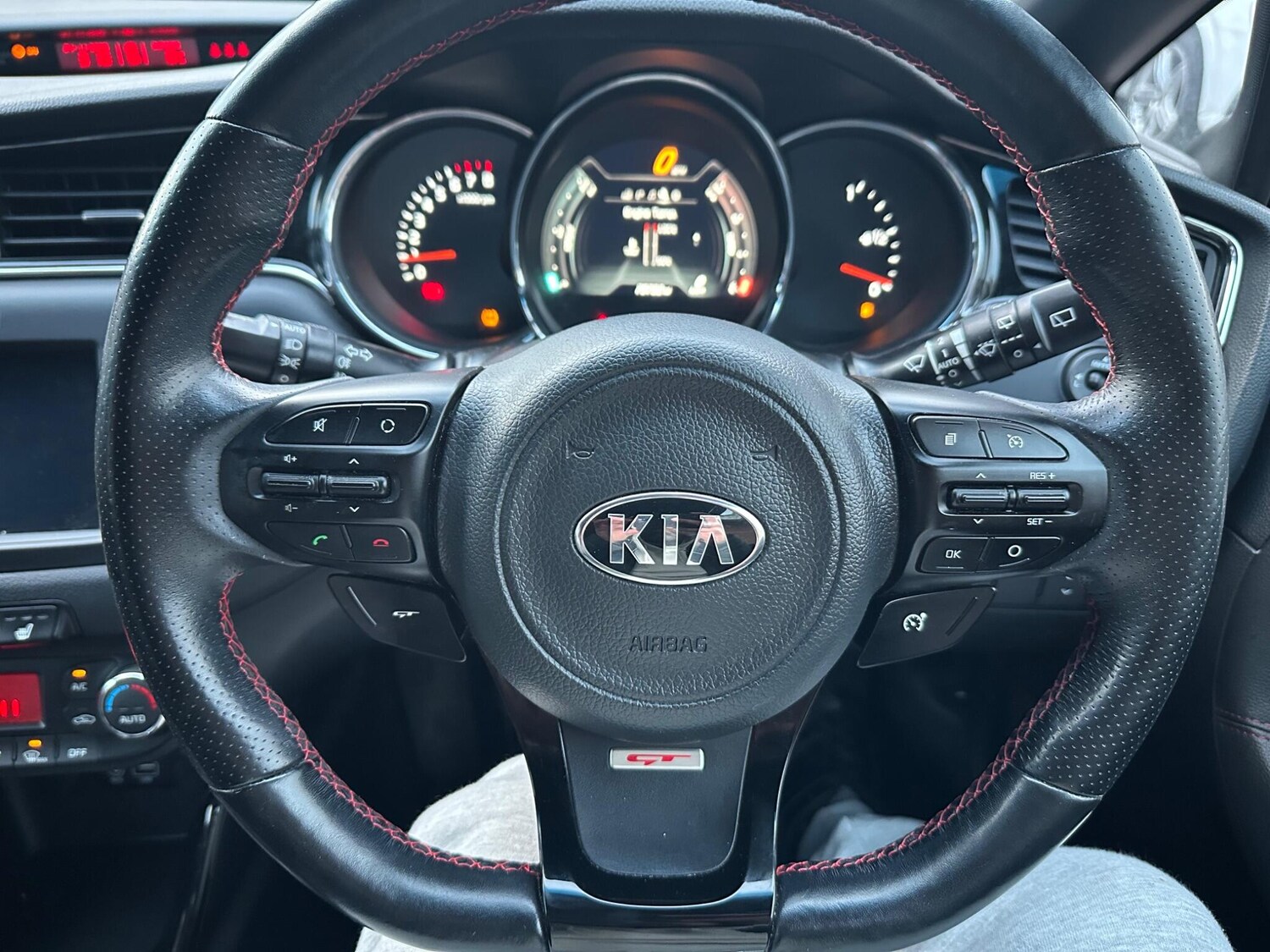 Used Kia Pro Ceed 2016 for sale - 76912917: Photo 32