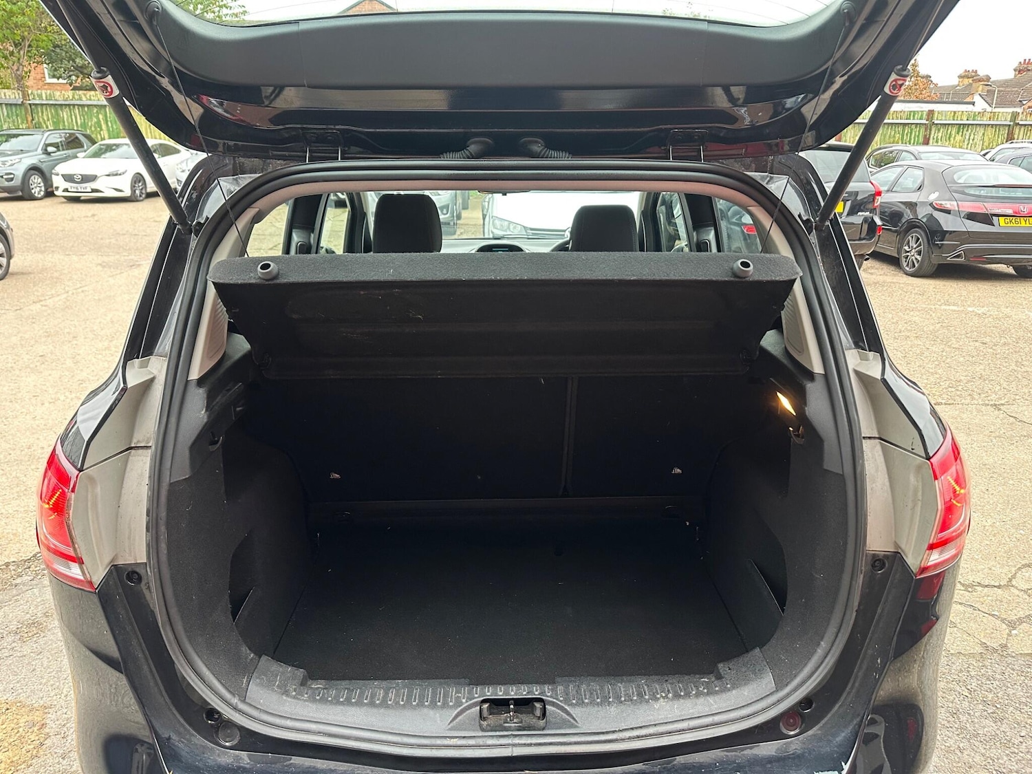 Used Ford B-MAX 2015 for sale - 76326407: Photo 17