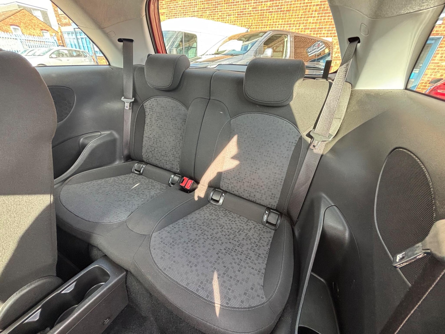 Used Vauxhall ADAM 2015 for sale - 77028953: Photo 6