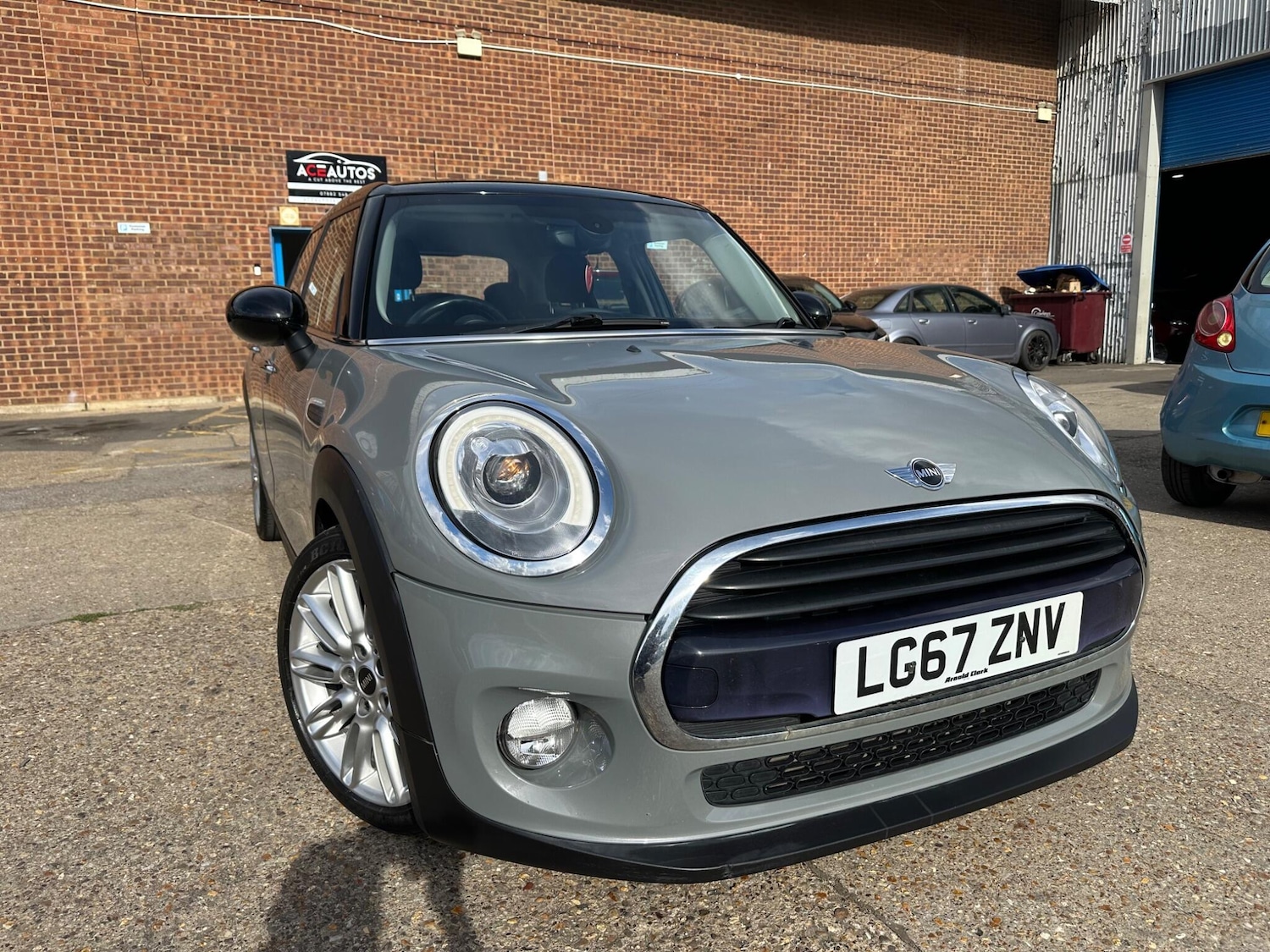 Used MINI Hatch 2017 for sale - 76562520: Photo 2