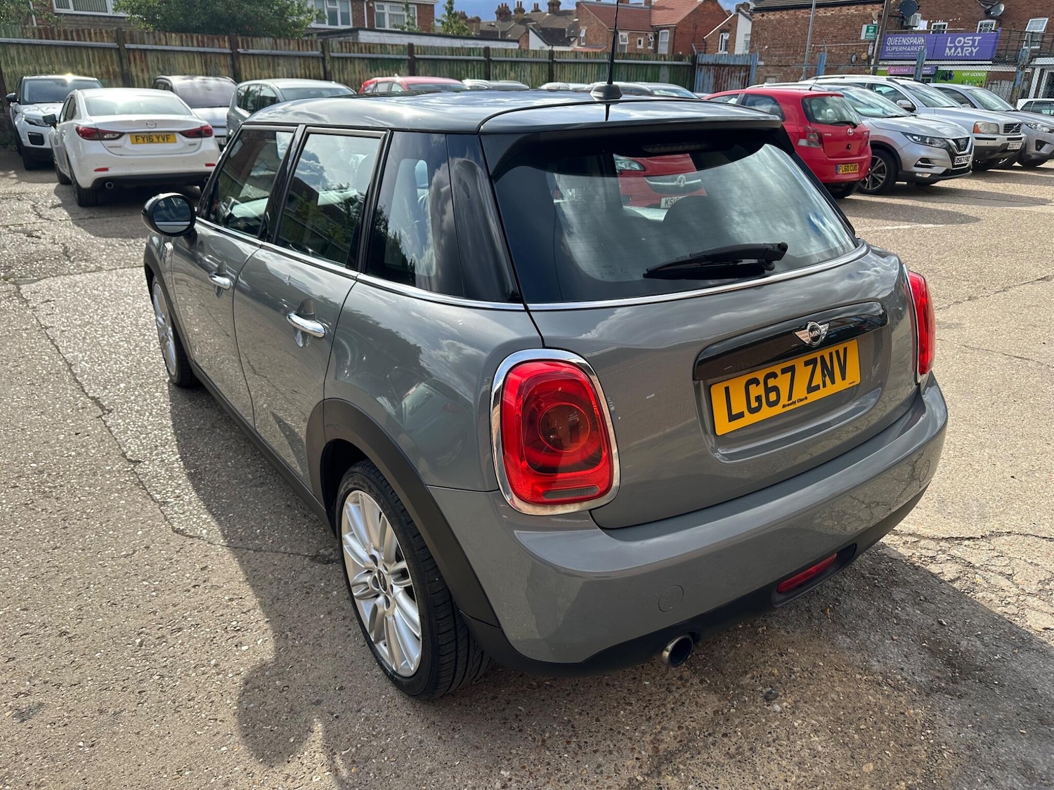 Used MINI Hatch 2017 for sale - 76562520: Photo 8