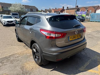 Used Nissan Qashqai 2016 for sale - 79521018: Photo