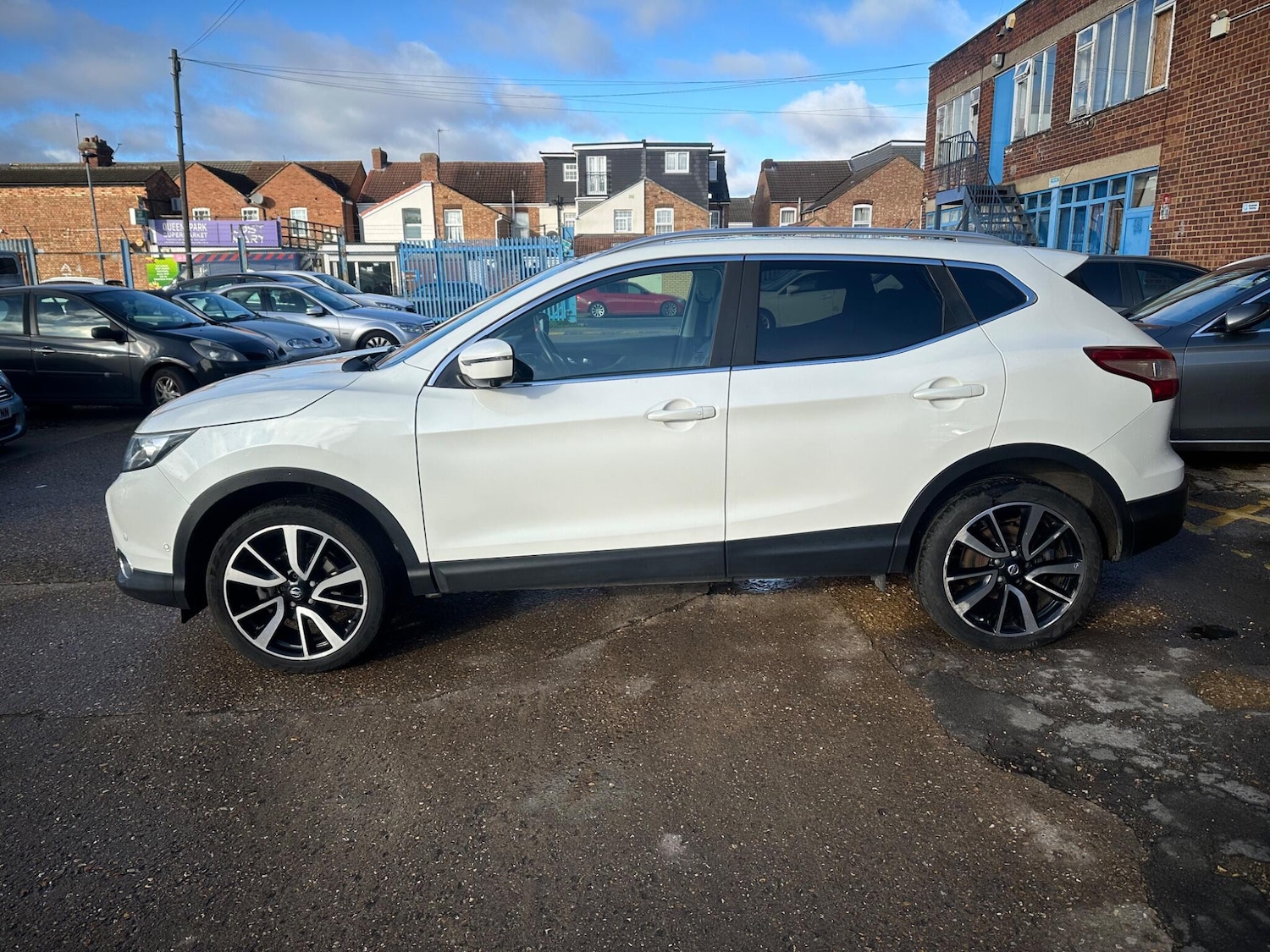 Used Nissan Qashqai 2017 for sale - 76634272: Photo 10