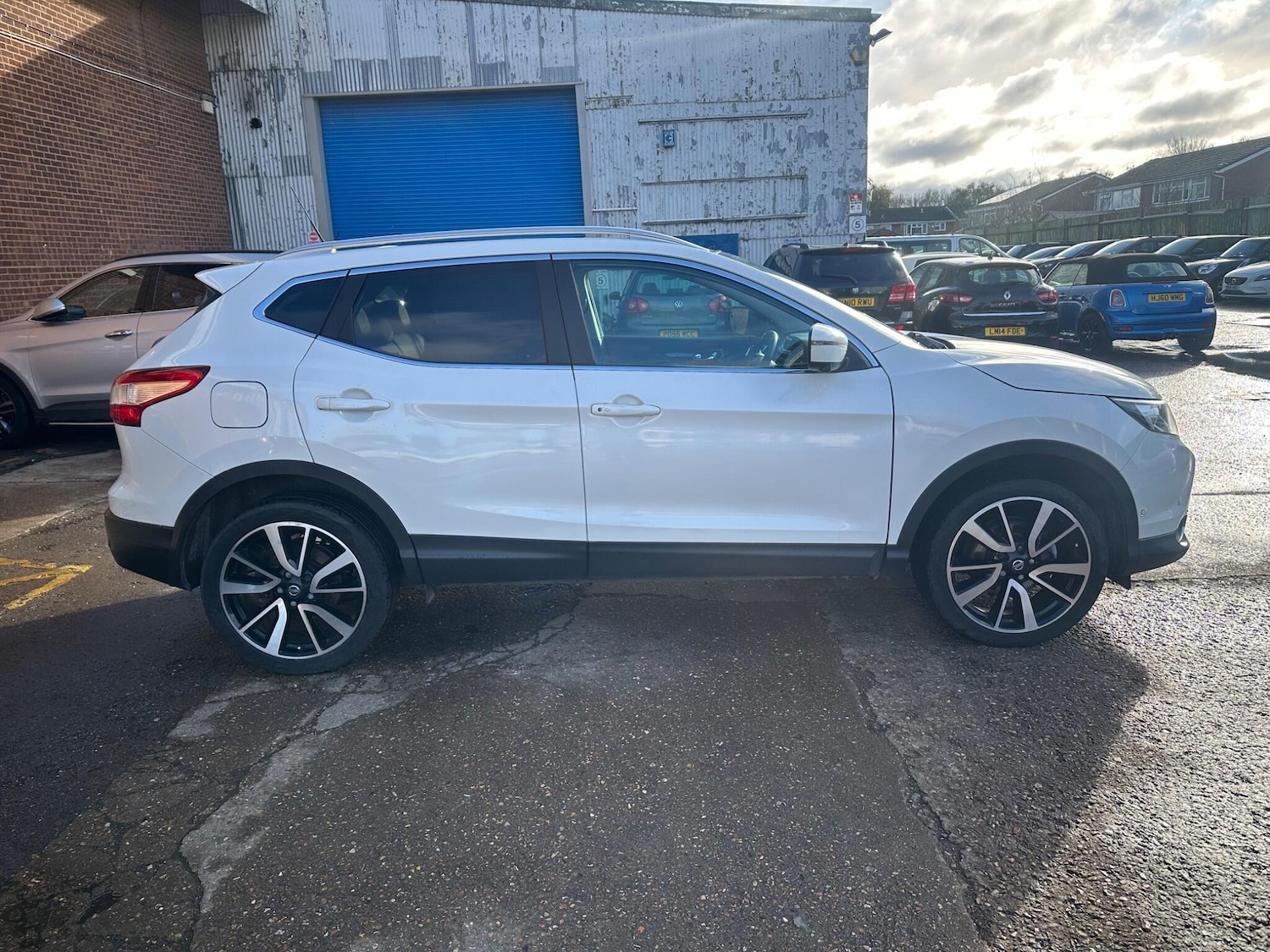 Used Nissan Qashqai 2017 for sale - 76634272: Photo 12