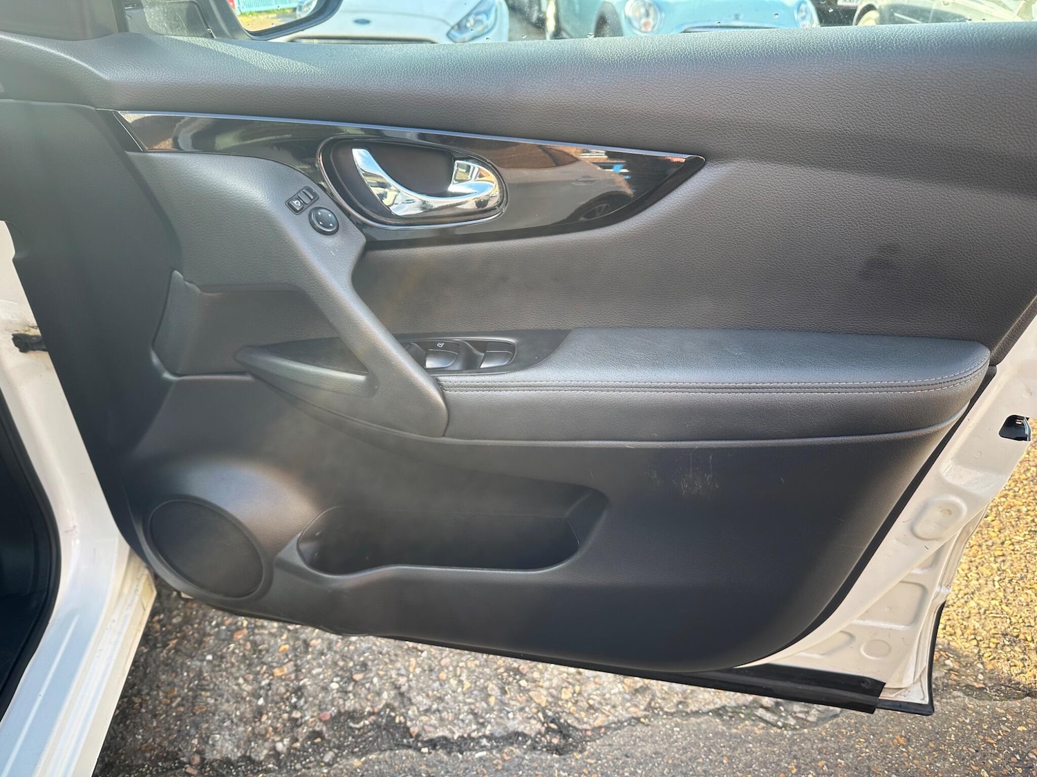 Used Nissan Qashqai 2017 for sale - 76634272: Photo 28