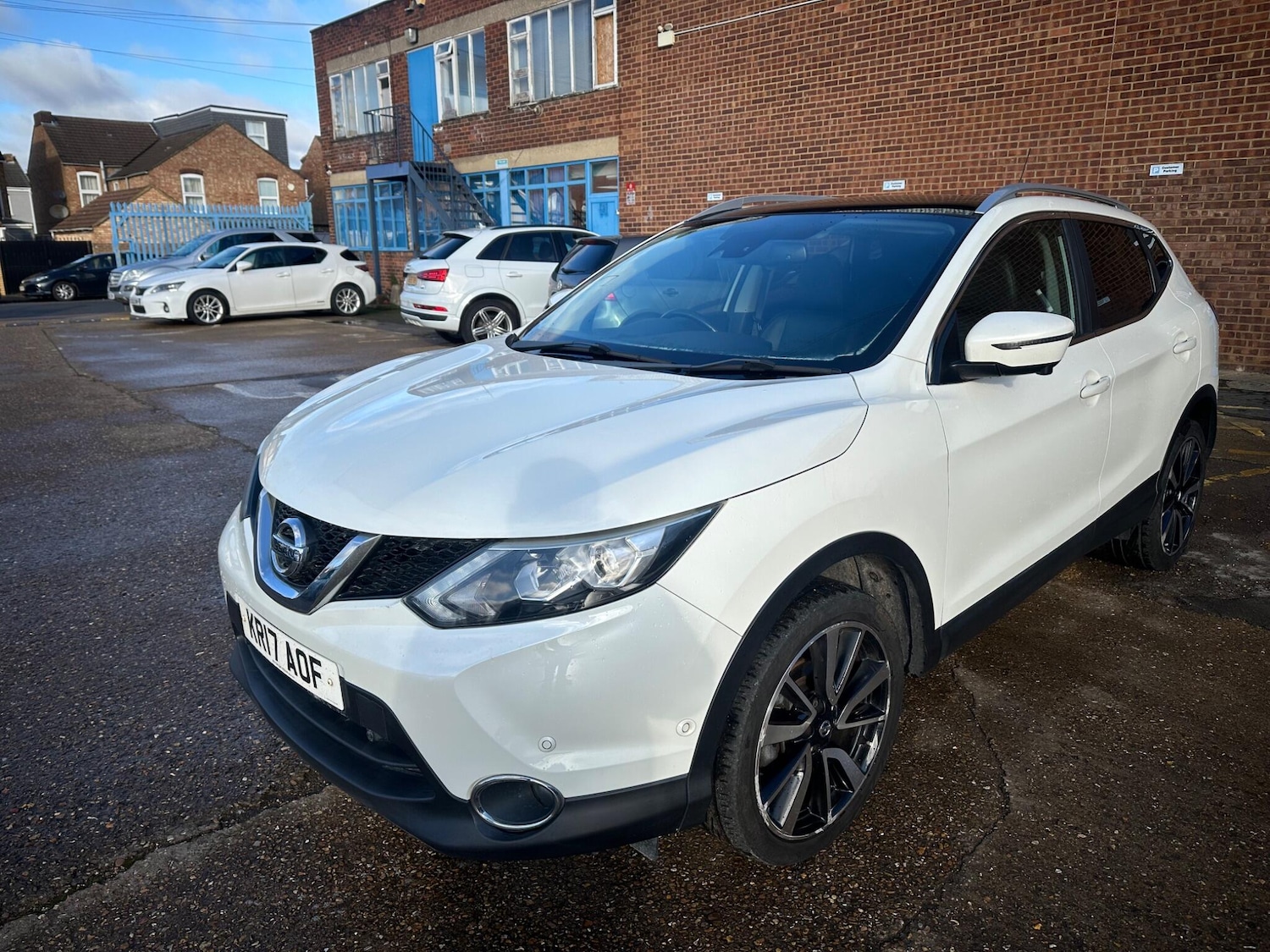 Used Nissan Qashqai 2017 for sale - 76634272: Photo 4