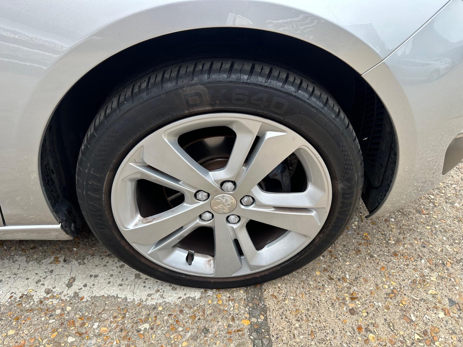 Used Peugeot 308 2017 for sale - 76314695: Photo 12