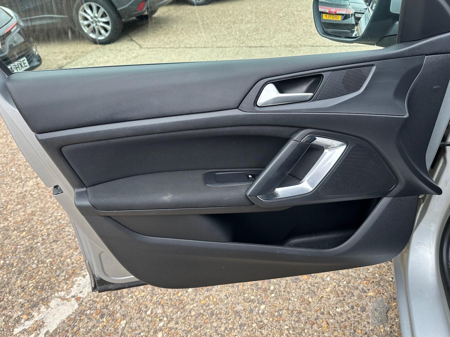 Used Peugeot 308 2017 for sale - 76314695: Photo 14