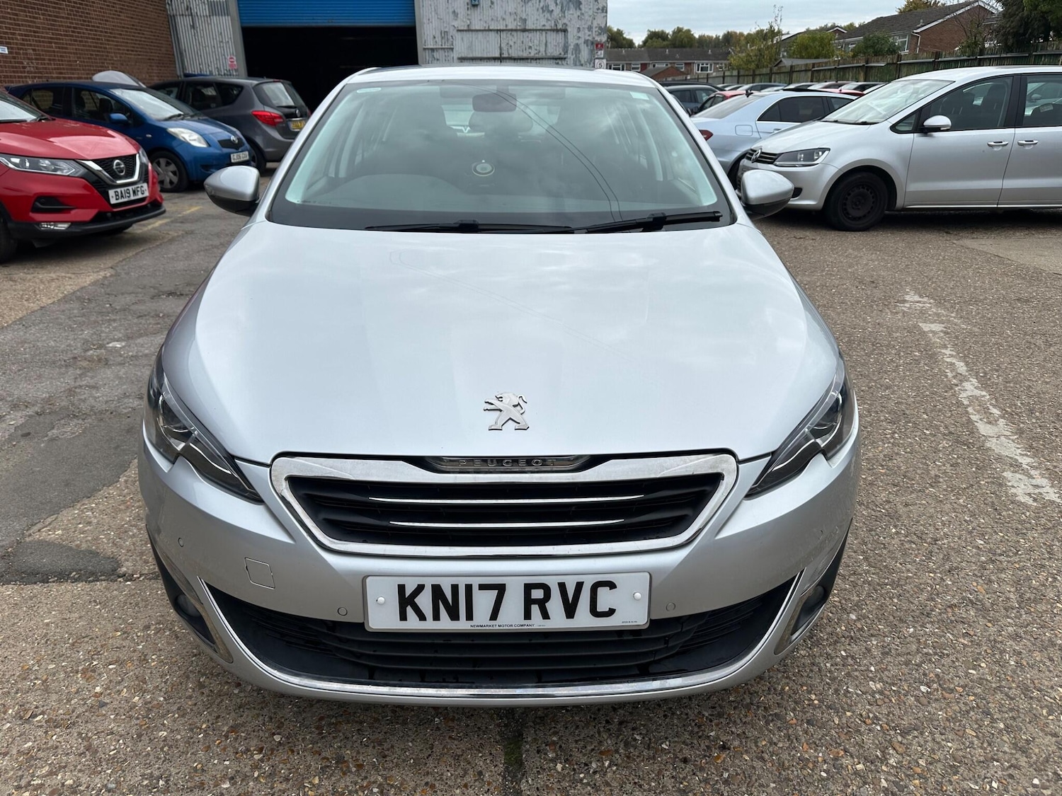 Used Peugeot 308 2017 for sale - 76314695: Photo 2