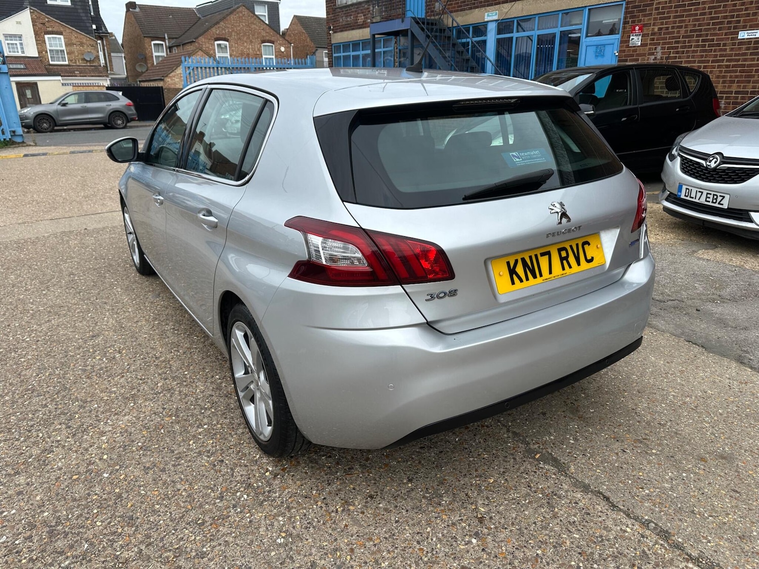 Used Peugeot 308 2017 for sale - 76314695: Photo 6