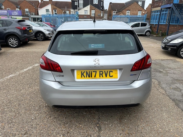 Used Peugeot 308 2017 for sale - 76314695: Photo 7