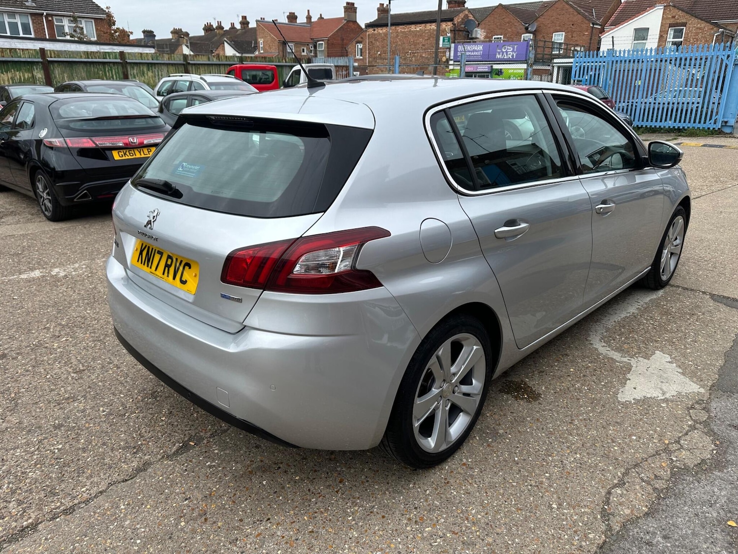 Used Peugeot 308 2017 for sale - 76314695: Photo 9