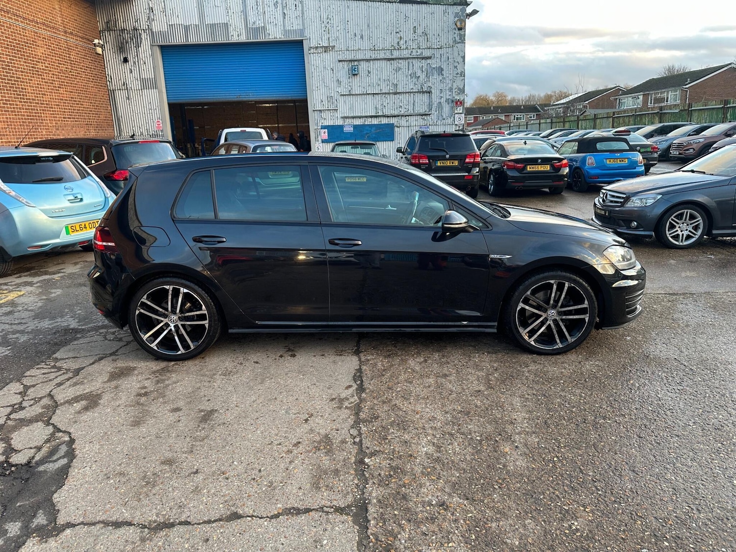 Used Volkswagen Golf 2014 for sale - 77229697: Photo 10