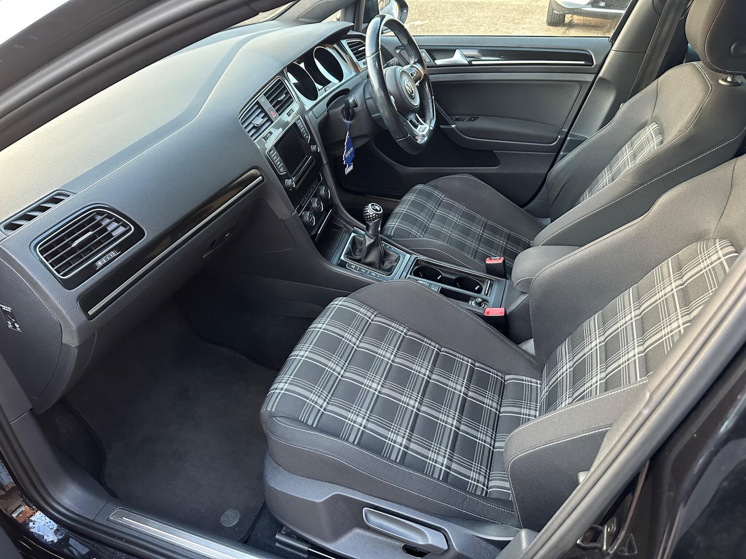 Used Volkswagen Golf 2014 for sale - 77229697: Photo 30