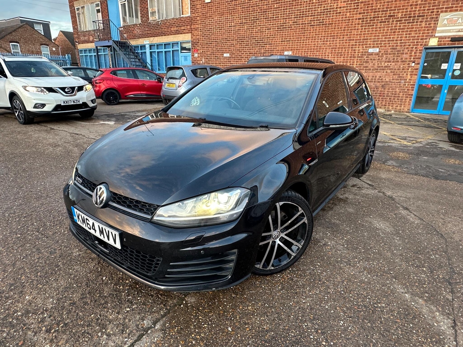 Used Volkswagen Golf 2014 for sale - 77229697: Photo 6