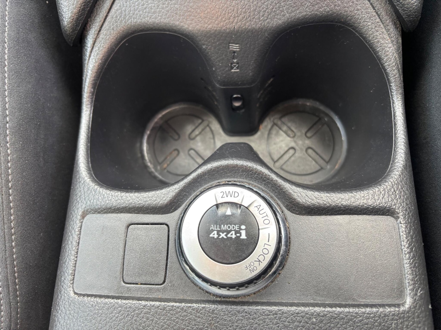 Used Nissan X-Trail 2017 for sale - 76200916: Photo 19