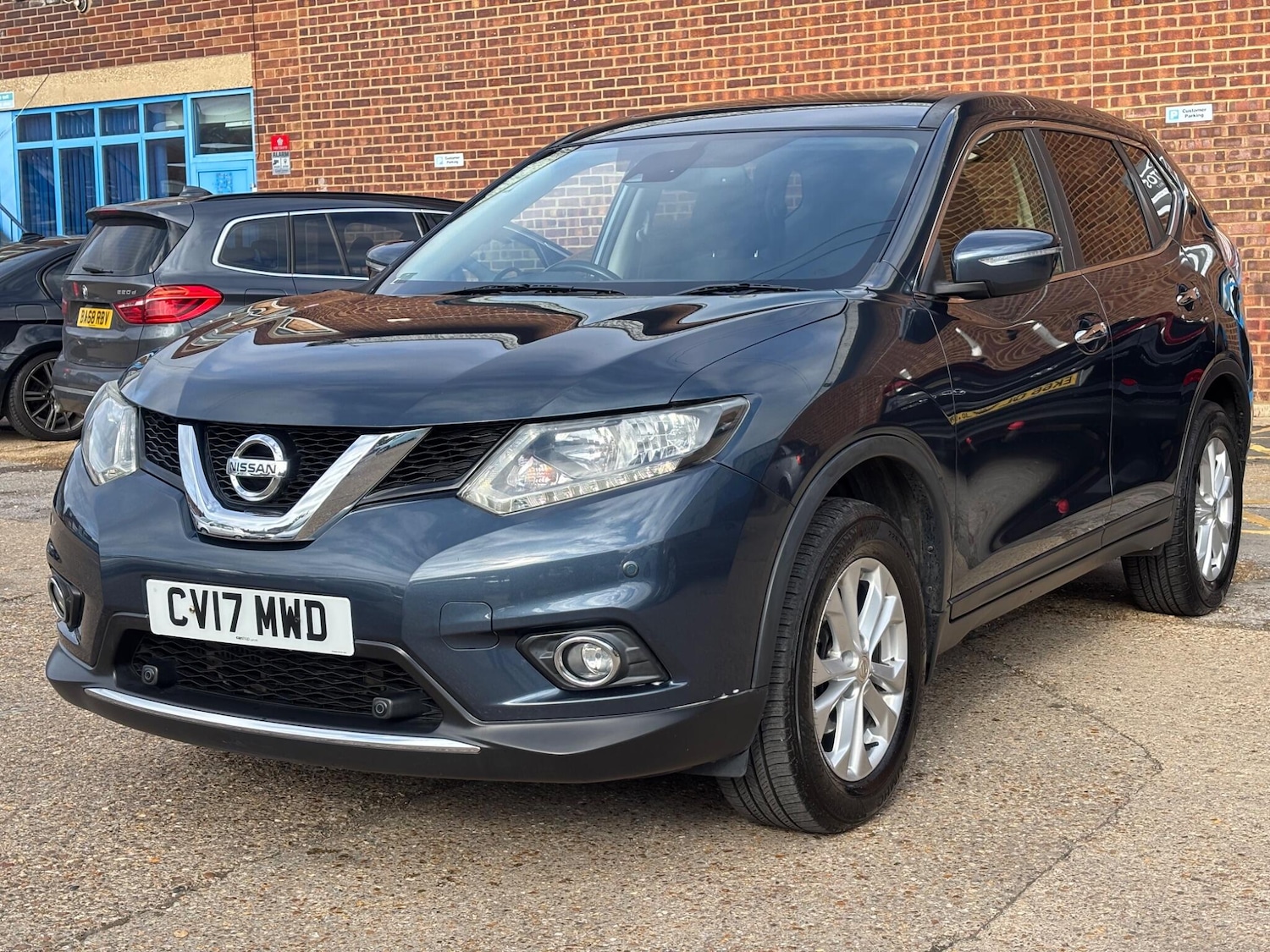 Used Nissan X-Trail 2017 for sale - 76200916: Photo 3