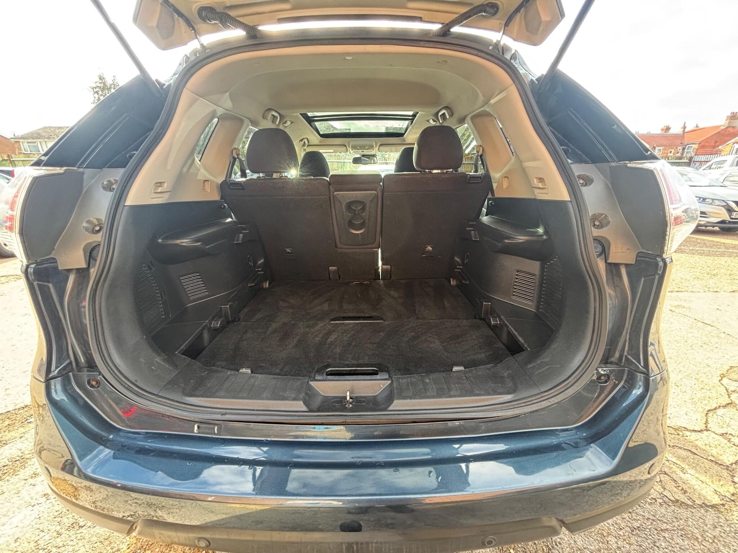 Used Nissan X-Trail 2017 for sale - 76200916: Photo 8