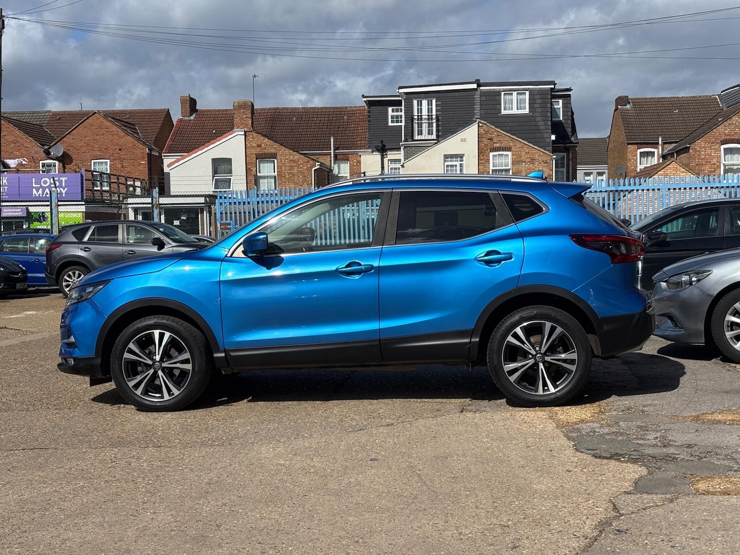 Used Nissan Qashqai 2017 for sale - 75965286: Photo 11