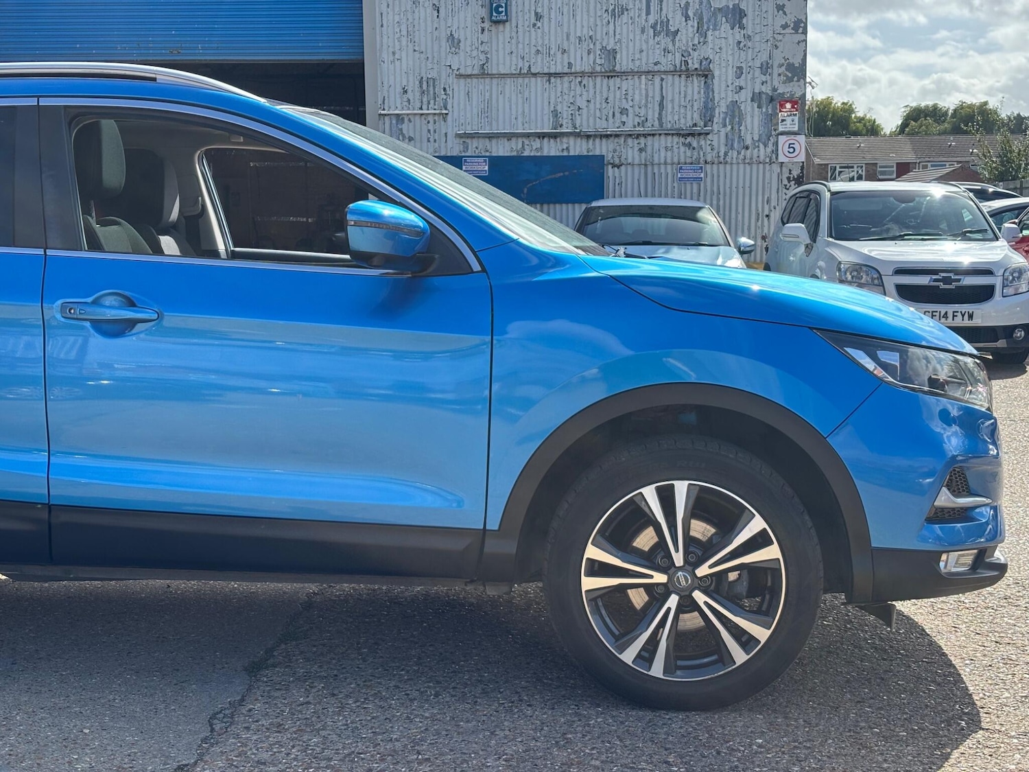 Used Nissan Qashqai 2017 for sale - 75965286: Photo 17