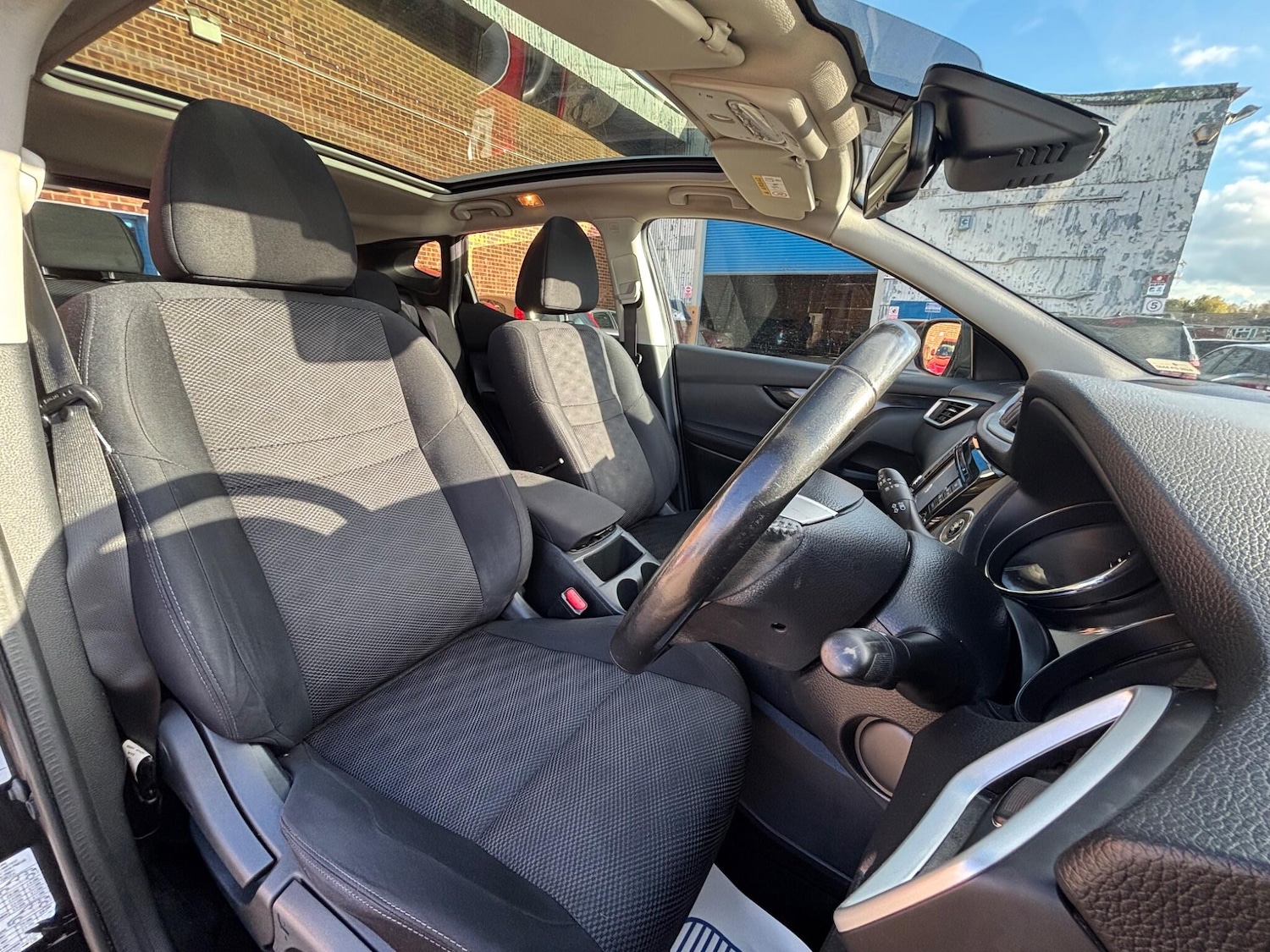 Used Nissan Qashqai 2015 for sale - 76440792: Photo 14